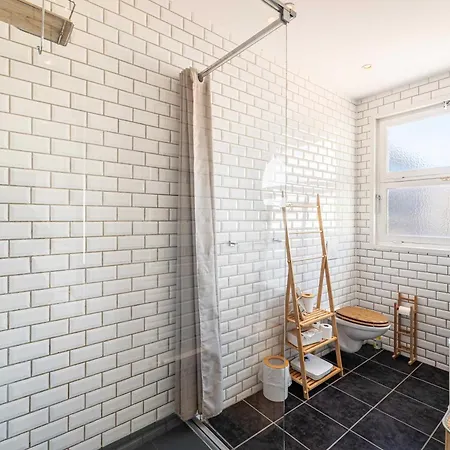 Apartment Superb Flat - 2br- 4 P -